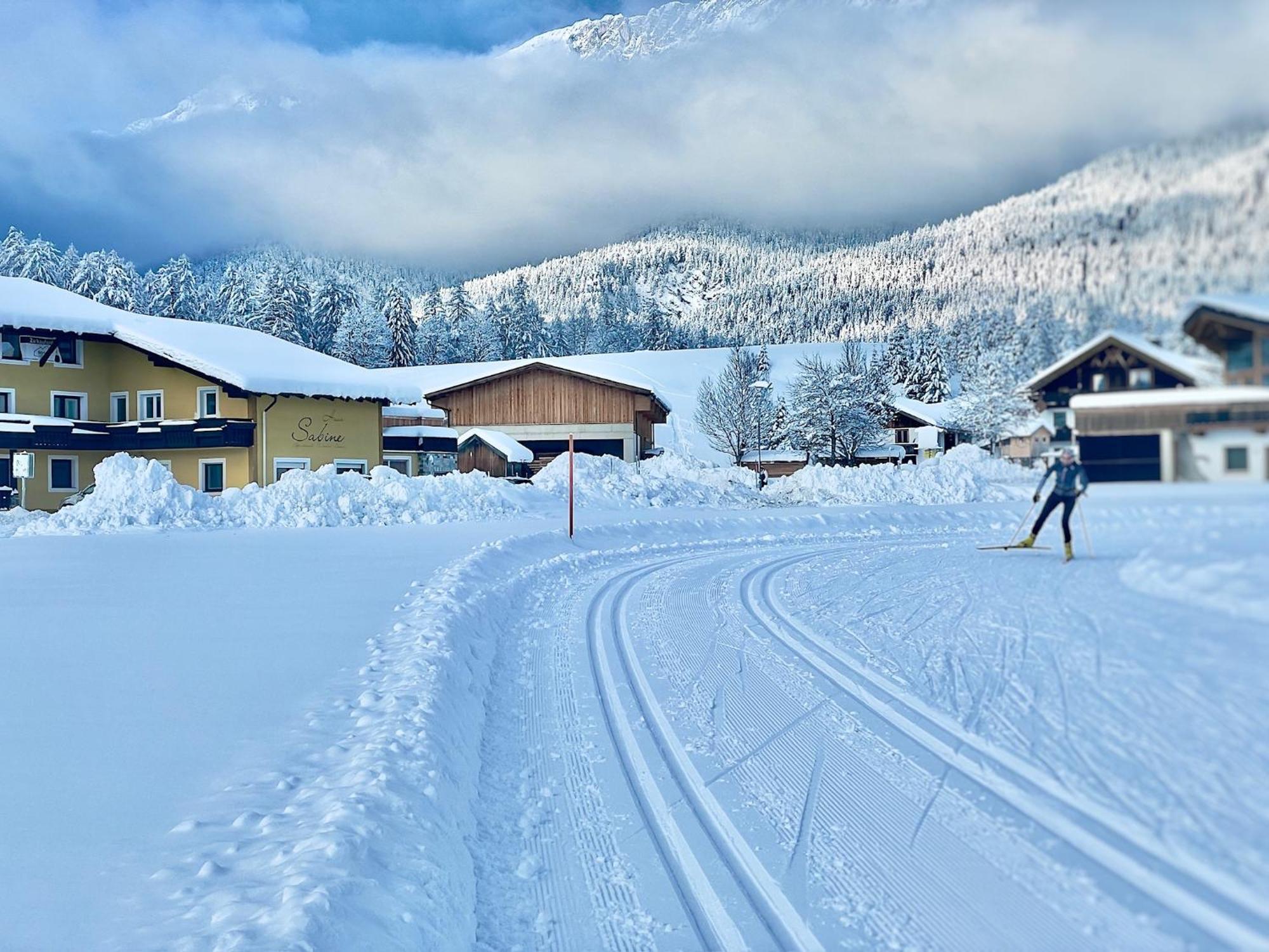 Haus Sabine Appartement Leutasch Buitenkant foto